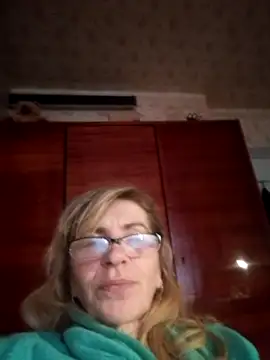 Snapshot of Georgette466 chatting on 12.14.25 Georgette466 online show from 12.14.25