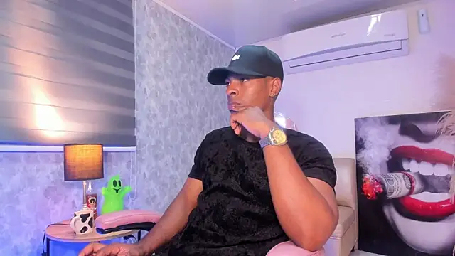 Snapshot of for_itan chatting on 11.14.25 for itan online show from 11.14.25