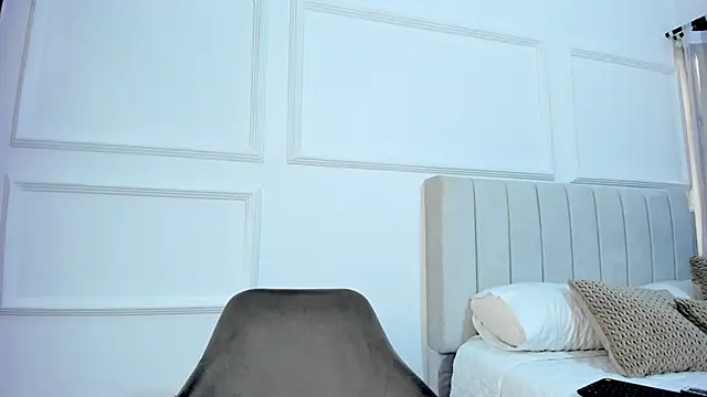 ada belucci online show from 11.29.25