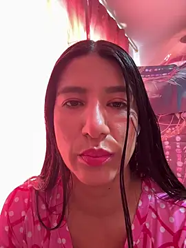 scarlethsb33 online show from 11.04.25