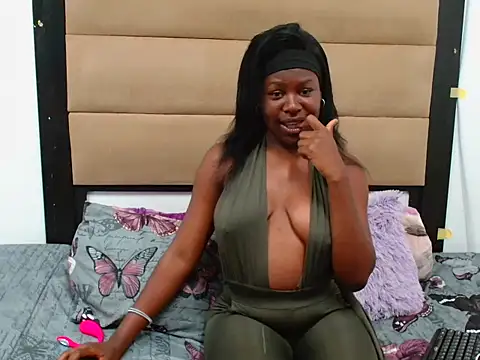 DARKberryDIAMOND online show from 11.03.25