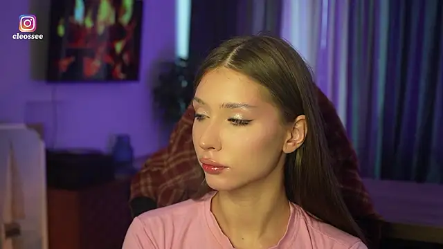 Snapshot of Cleose chatting on 03.07.26 Cleose online show from 03.07.26