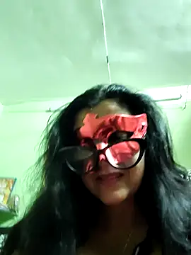 LOVE  RANI online show from 04.07.26