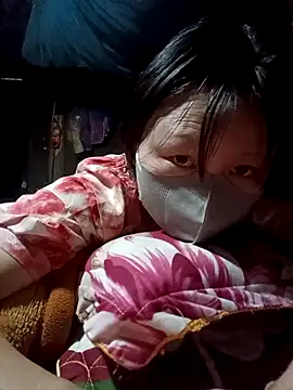 yoyo-mi online show from 11.10.25