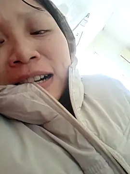 yoyo-mi online show from 12.04.25