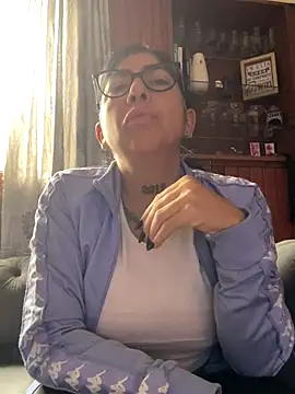 solmorochia online show from 12.15.25