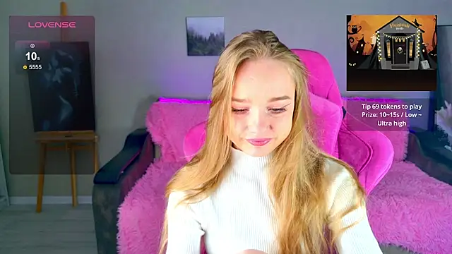 Snapshot of Shawty_Mia chatting on 01.18.26 Shawty Mia online show from 01.18.26