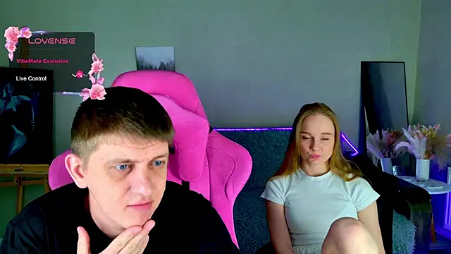 Snapshot of Shawty_Mia chatting on 02.12.26 Shawty Mia online show from 02.12.26