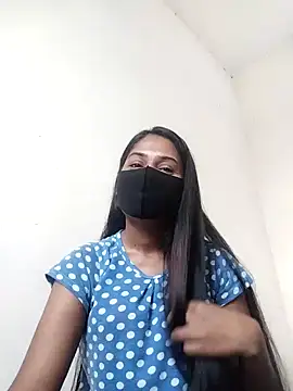 Snapshot of Green_LaDY66 chatting on 11.04.25 Green LaDY66 online show from 11.04.25