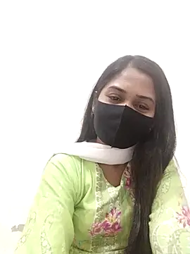 Snapshot of Green_LaDY66 chatting on 11.10.25 Green LaDY66 online show from 11.10.25