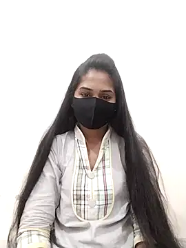 Snapshot of Green_LaDY66 chatting on 11.11.25 Green LaDY66 online show from 11.11.25