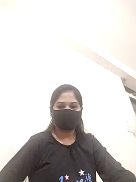 Snapshot of Green_LaDY66 chatting on 11.25.25 Green LaDY66 online show from 11.25.25