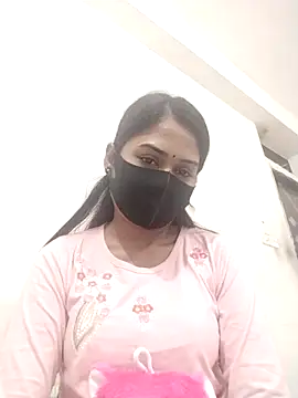 Snapshot of Green_LaDY66 chatting on 11.30.25 Green LaDY66 online show from 11.30.25