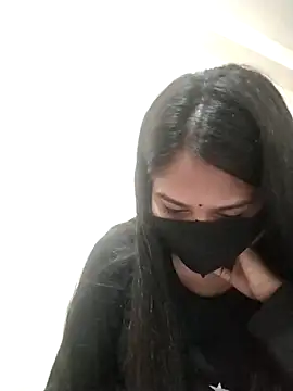 Snapshot of Green_LaDY66 chatting on 12.04.25 Green LaDY66 online show from 12.04.25