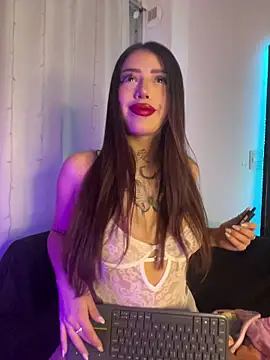 AshleyWinslow online show from 03.23.26