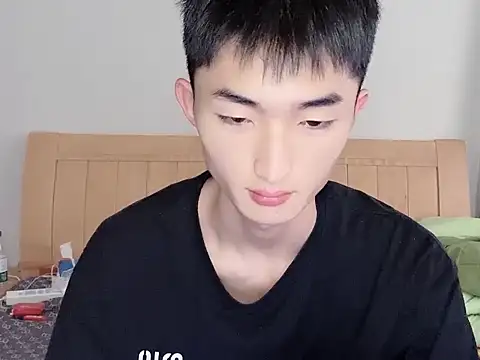 N228 online show from 11.04.25