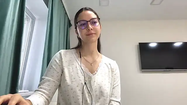 Allisgree online show from 10.29.25