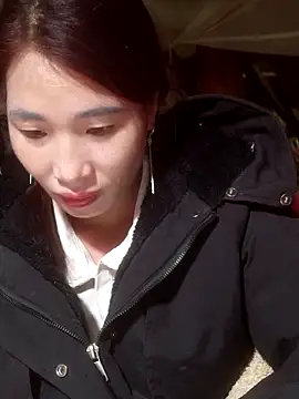 HGiasexy69 online show from 12.17.25