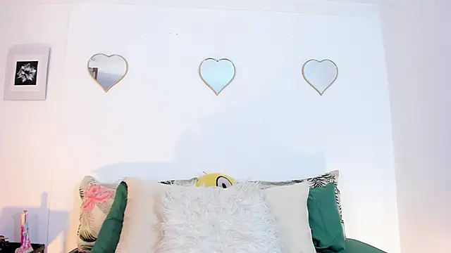 Snapshot of julialex_ chatting on 02.24.26 julialex online show from 02.24.26