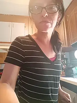 MetalGoddess online show from 05.04.26