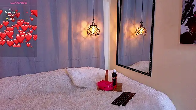 Flor Gil online show from 02.18.26