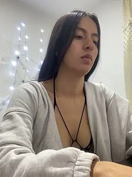 NatySensuaal online show from 11.02.25