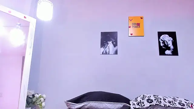 sexynova 93 online show from 04.11.26