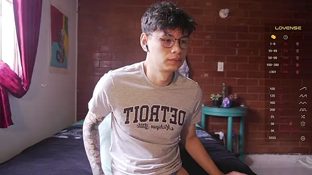 Snapshot of estmonnn chatting on 01.11.26 estmonnn online show from 01.11.26