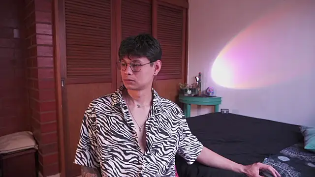 Snapshot of estmonnn chatting on 02.21.26 estmonnn online show from 02.21.26