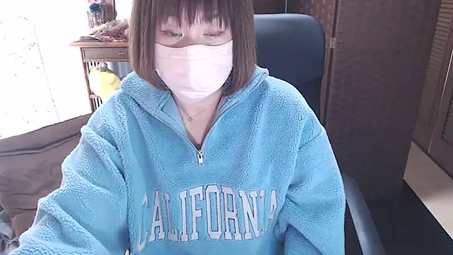 YUNONNON online show from 01.10.26