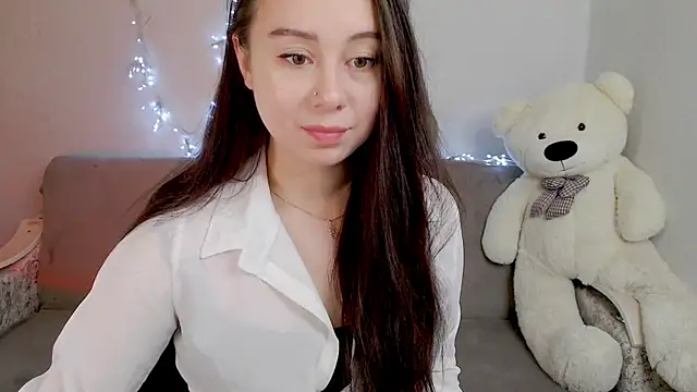 WOWalina online show from 10.30.25