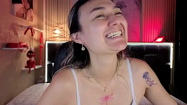 Snapshot of Im-Lola chatting on 01.31.26 Im-Lola online show from 01.31.26