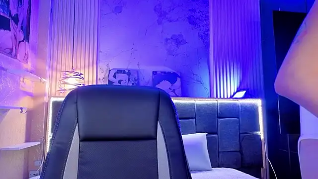 Snapshot of Im-Lola chatting on 02.03.26 Im-Lola online show from 02.03.26