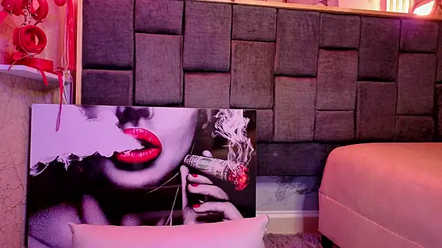 Snapshot of Im-Lola chatting on 02.19.26 Im-Lola online show from 02.19.26