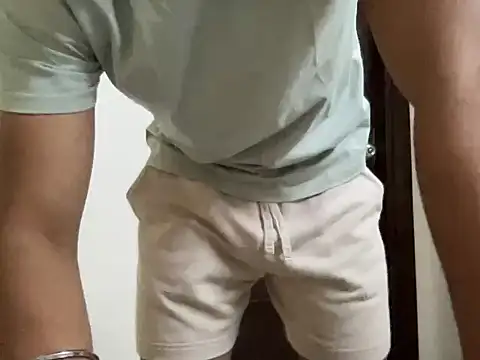 Isamperry69 online show from 05.26.26