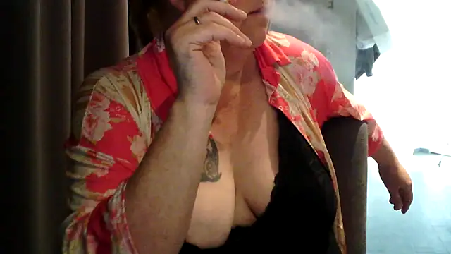 Snapshot of Sylviastar46 chatting on 06.03.26 Sylviastar46 online show from 06.03.26