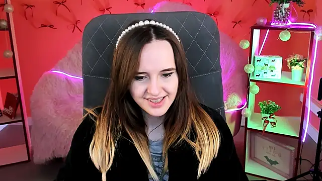 IreneBailey online show from 12.03.25