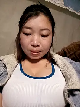 julybe online show from 02.04.26