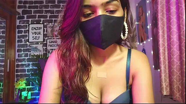 Saloni9 online show from 04.07.26