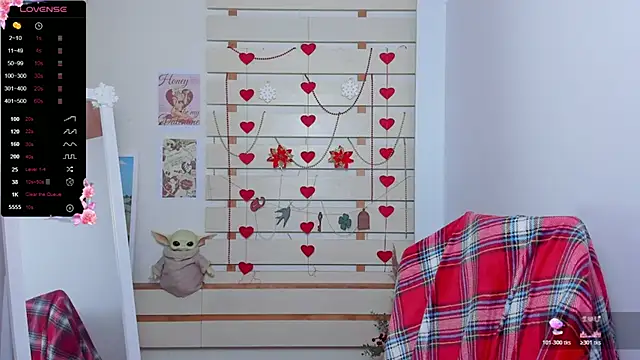 FoxPlayXX online show from 02.10.26