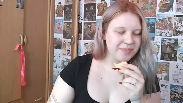 Snapshot of FoxPlayXX chatting on 07.12.26 FoxPlayXX online show from 07.12.26