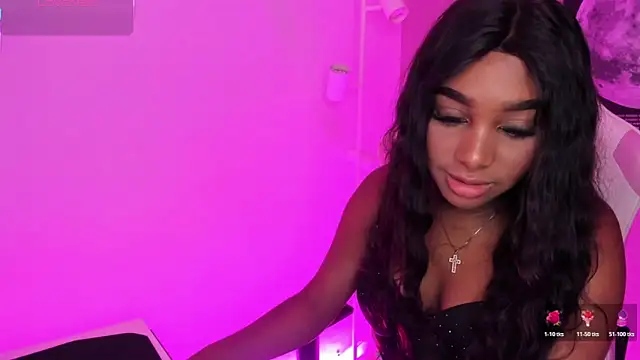 Snapshot of KaylaPrince_ chatting on 11.05.25 KaylaPrince online show from 11.05.25