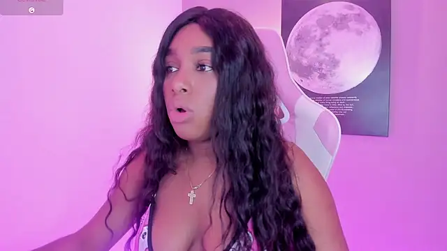 Snapshot of KaylaPrince_ chatting on 11.15.25 KaylaPrince online show from 11.15.25