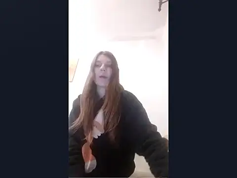 Zizi Zuzu online show from 10.29.25