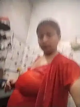 Snapshot of somagya chatting on 06.27.26 somagya online show from 06.27.26