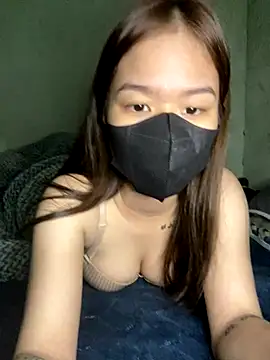 BUNNY050465 online show from 12.17.25