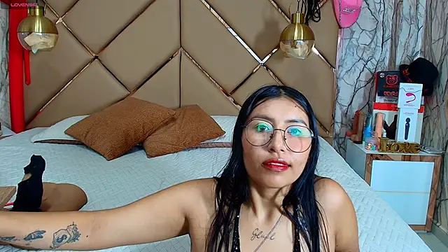 Snapshot of CATTA_GARCIA chatting on 05.22.26 CATTA GARCIA online show from 05.22.26
