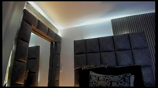 Snapshot of BrigitteVons chatting on 06.01.26 BrigitteVons online show from 06.01.26