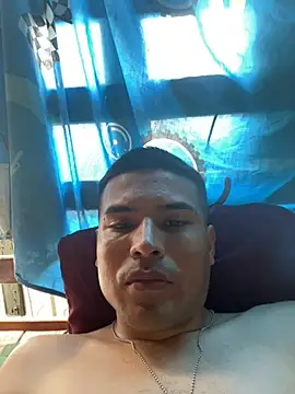 Snapshot of nico23_martin chatting on 10.29.25 nico23 martin online show from 10.29.25