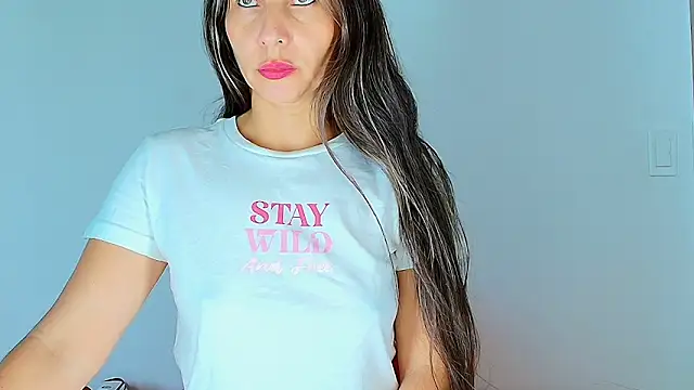 alana pink95 online show from 03.05.26